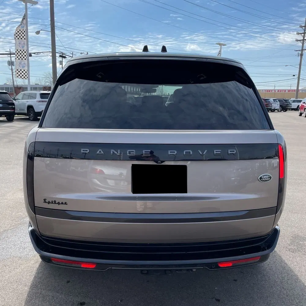 2023 Land Rover Range Rover P400 SE LWB