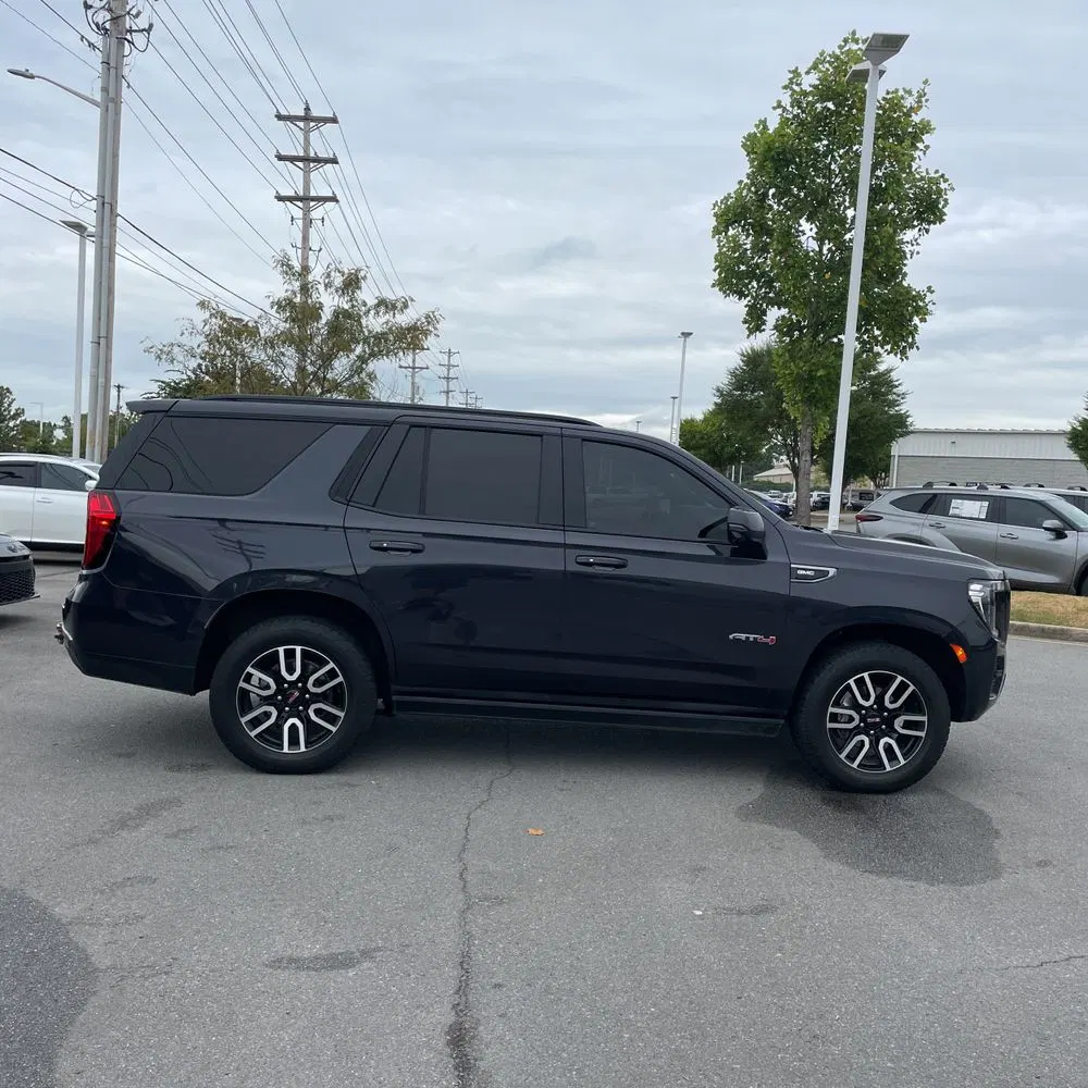 2023 GMC Yukon AT4