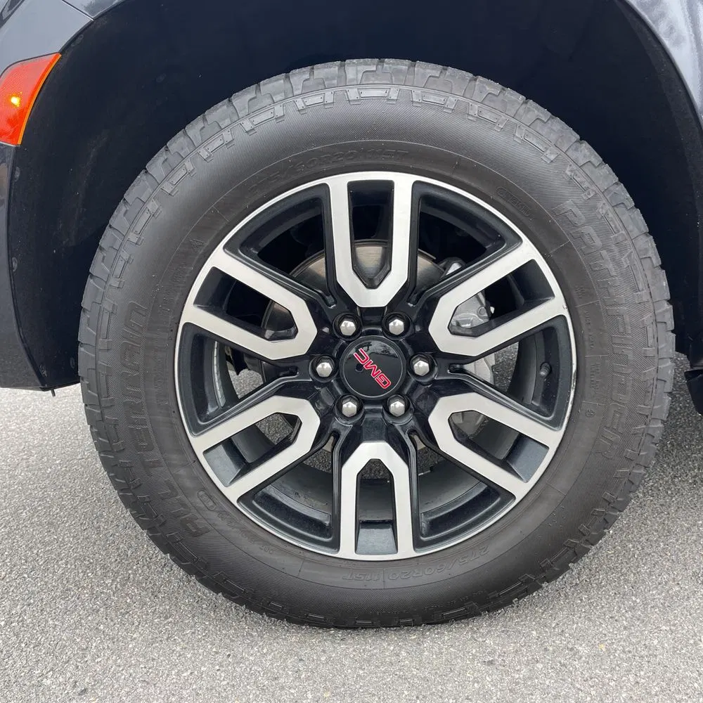 2023 GMC Yukon AT4