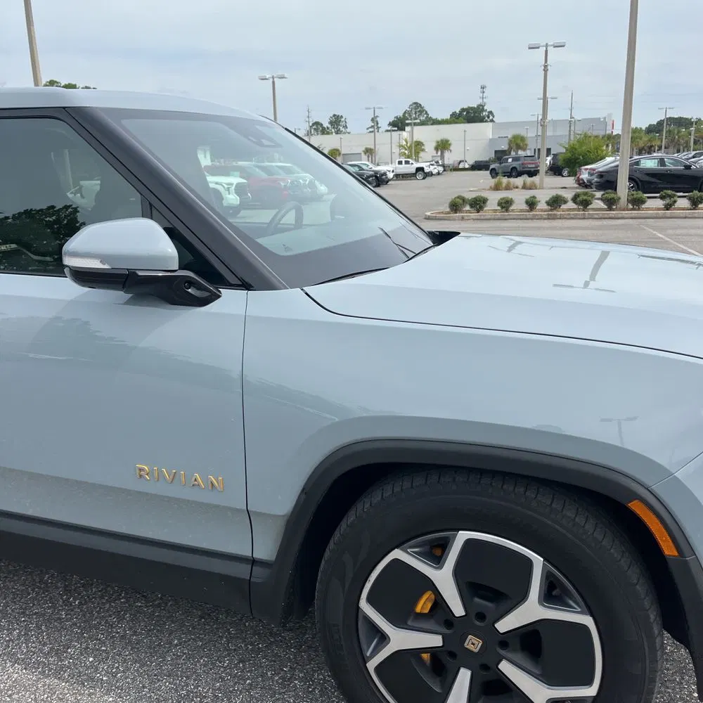 2022 Rivian R1T Adventure