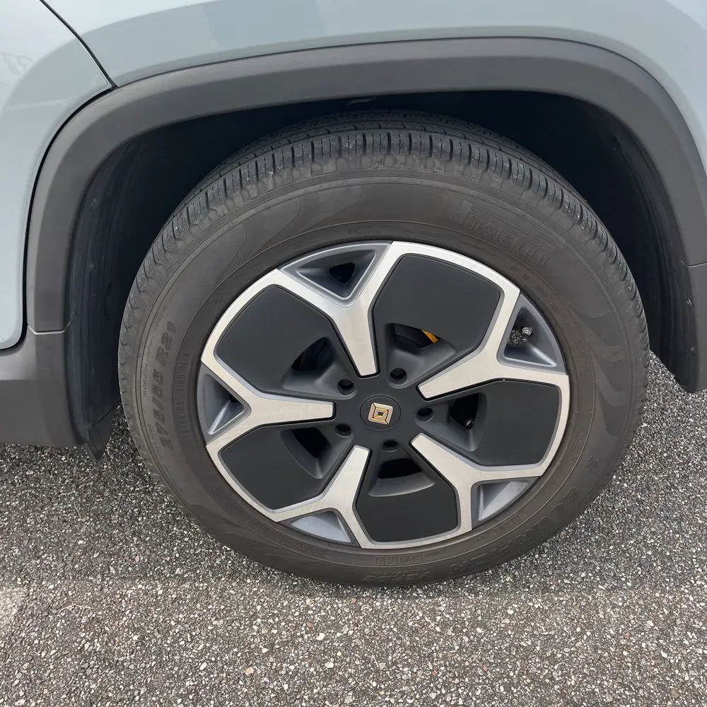 2022 Rivian R1T Adventure