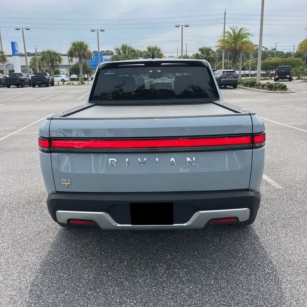 2022 Rivian R1T Adventure