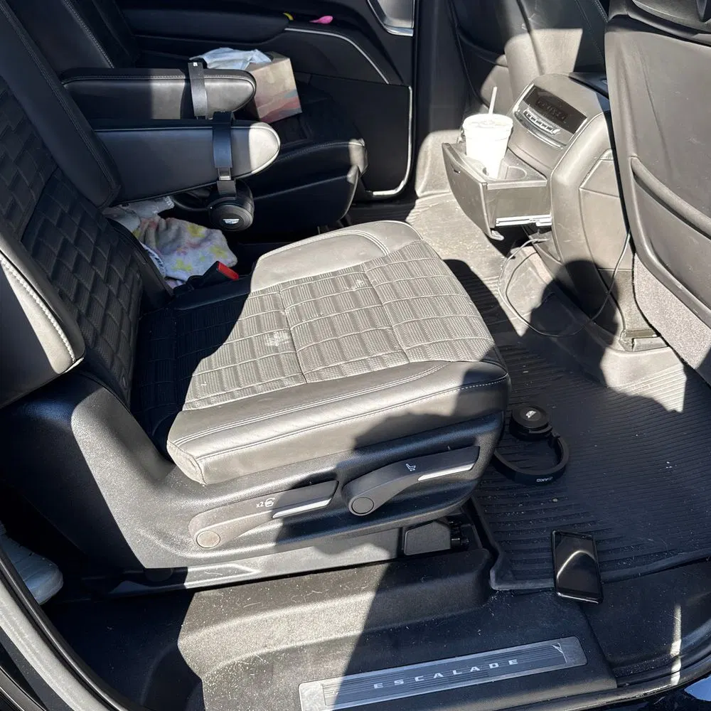 2024 Cadillac Escalade-V ESV Base