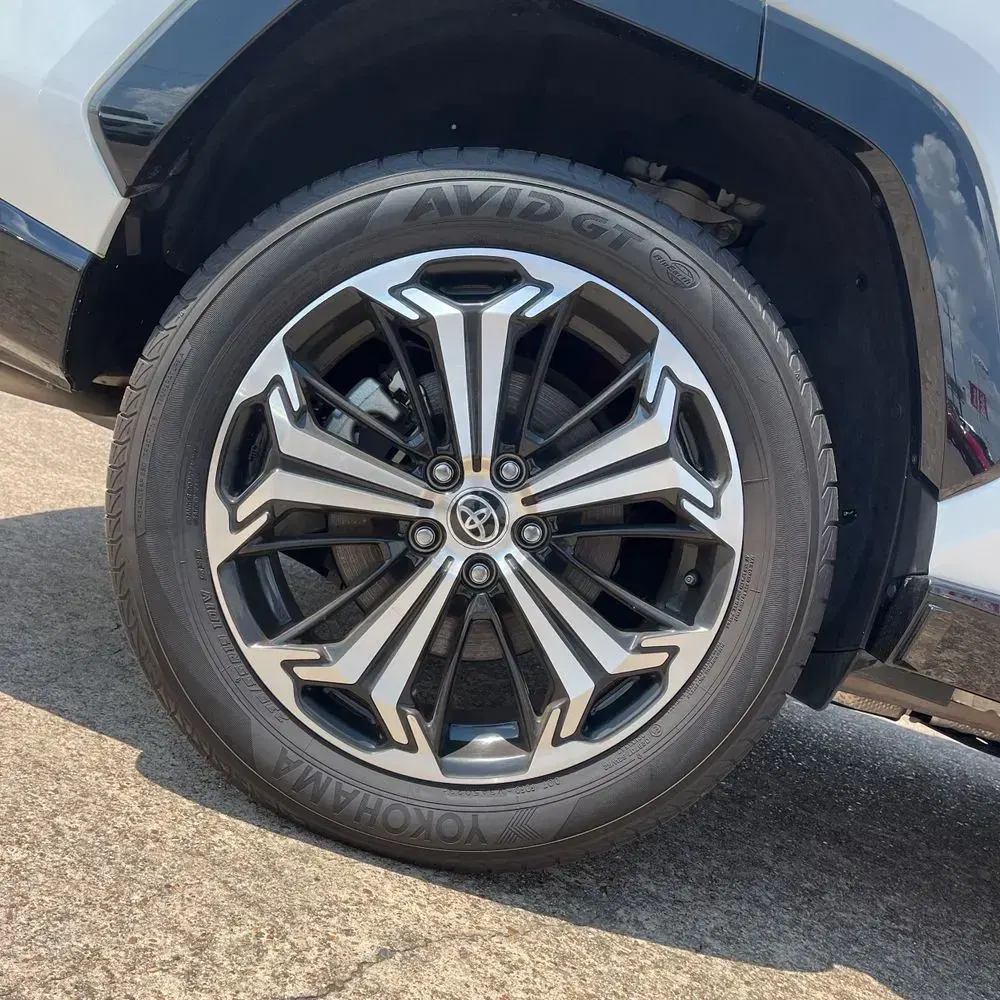 2024 Toyota RAV4 Prime XSE