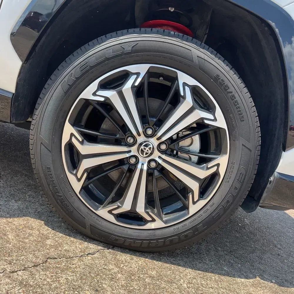 2024 Toyota RAV4 Prime XSE