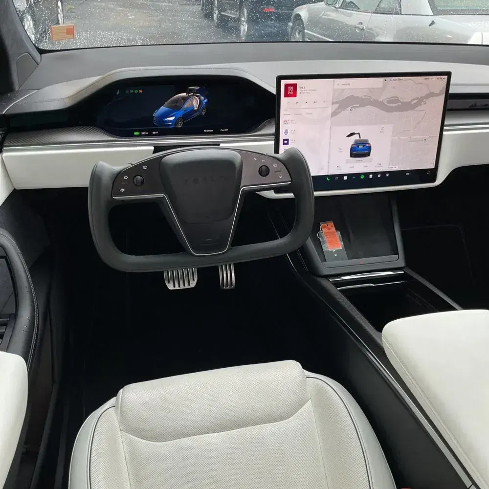 2022 Tesla Model X Plaid