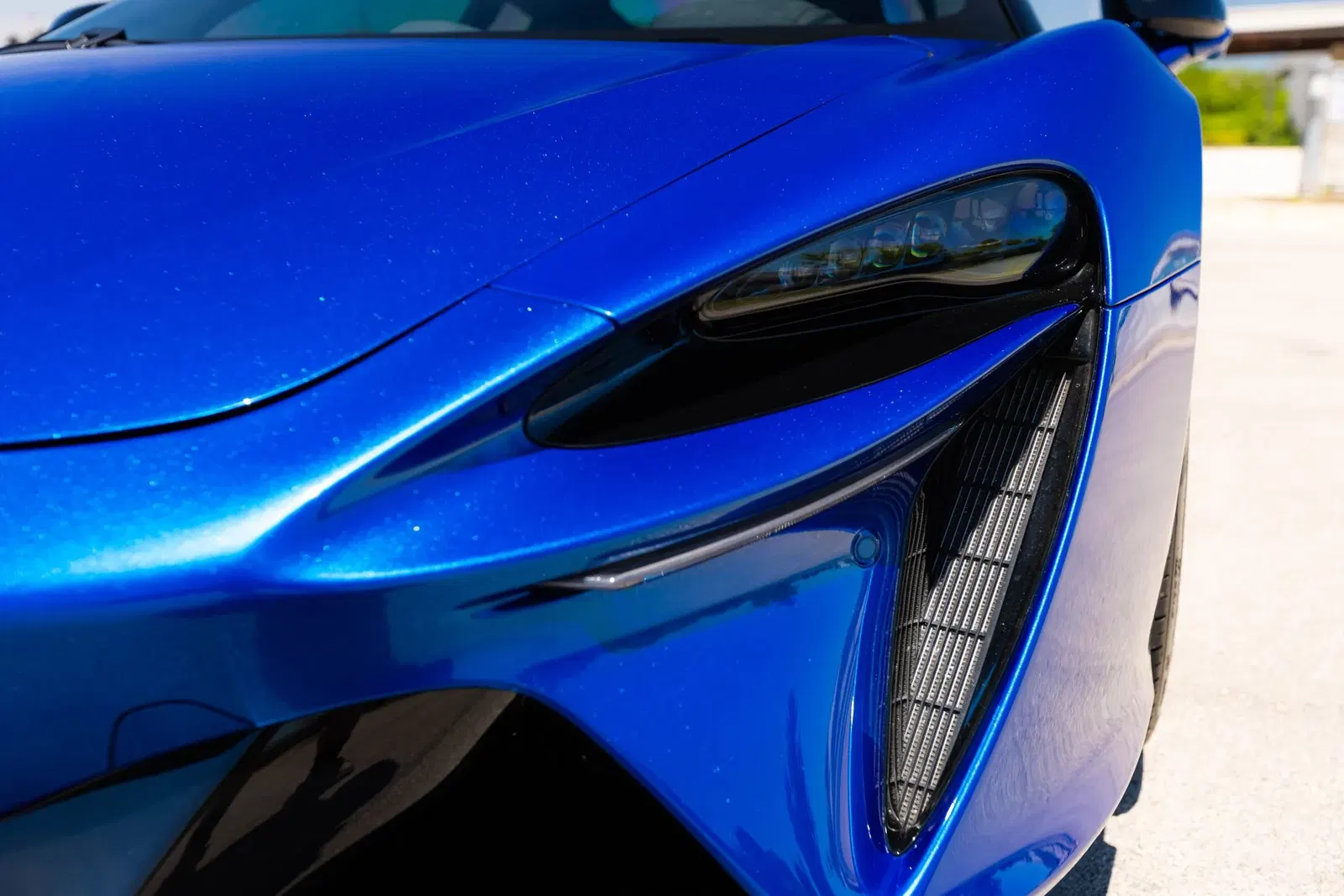 2023 McLaren Artura