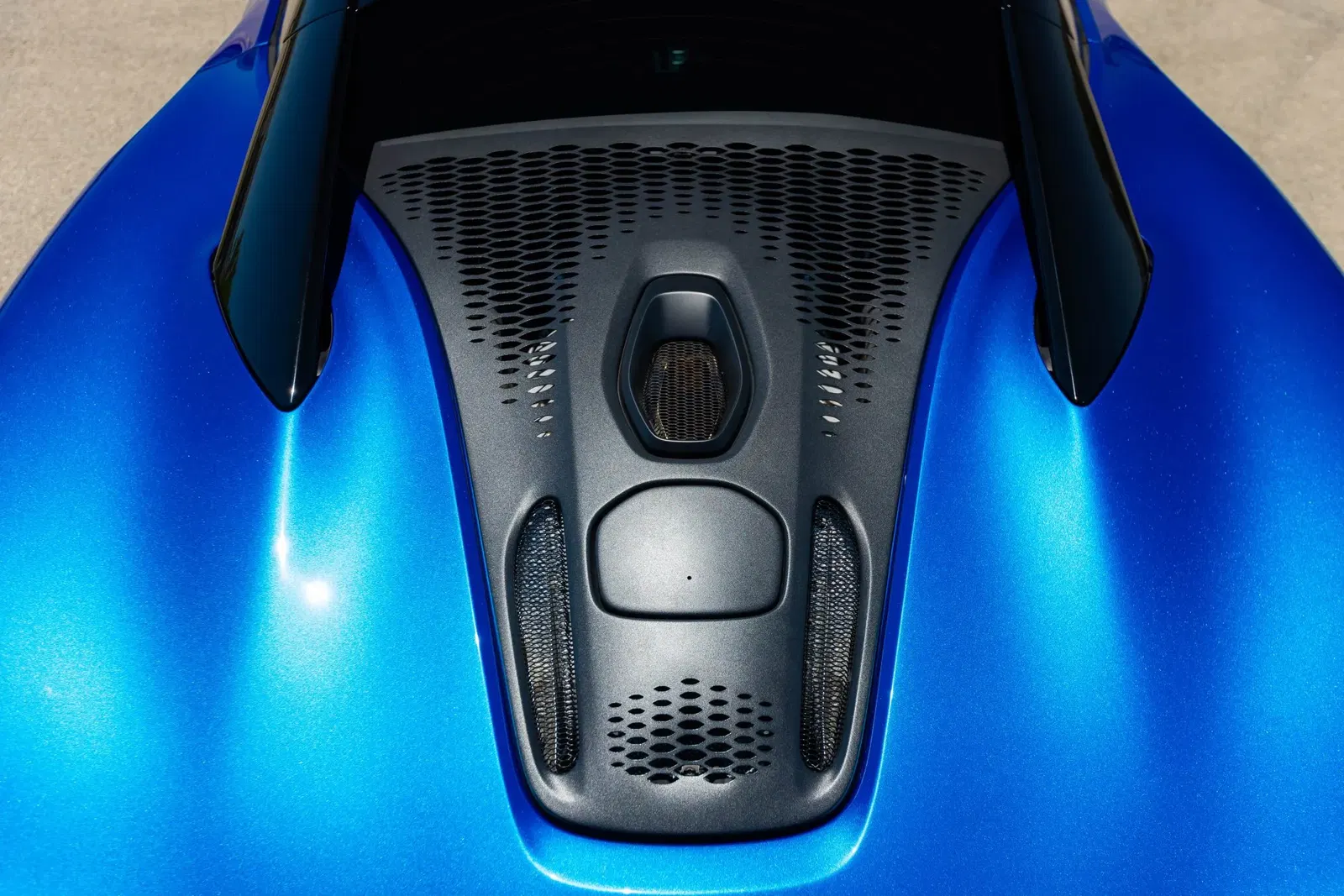 2023 McLaren Artura