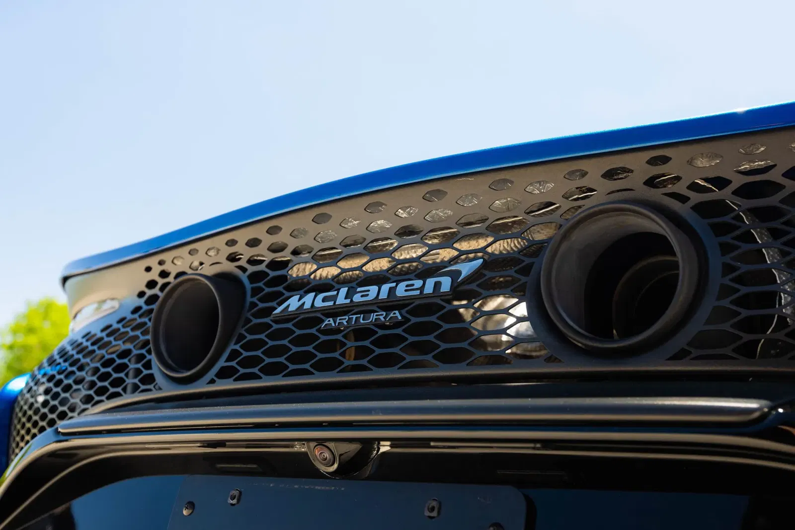 2023 McLaren Artura