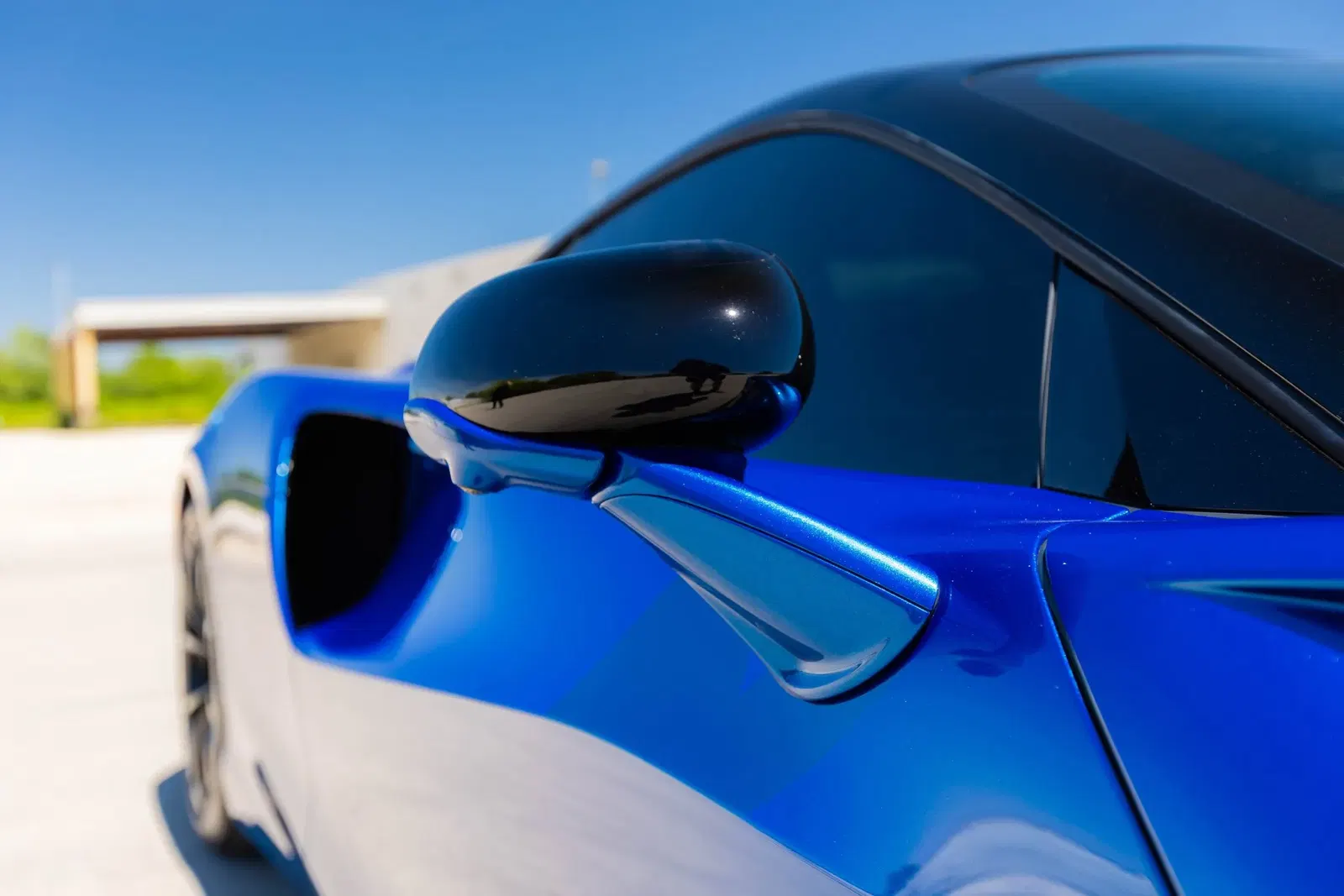 2023 McLaren Artura