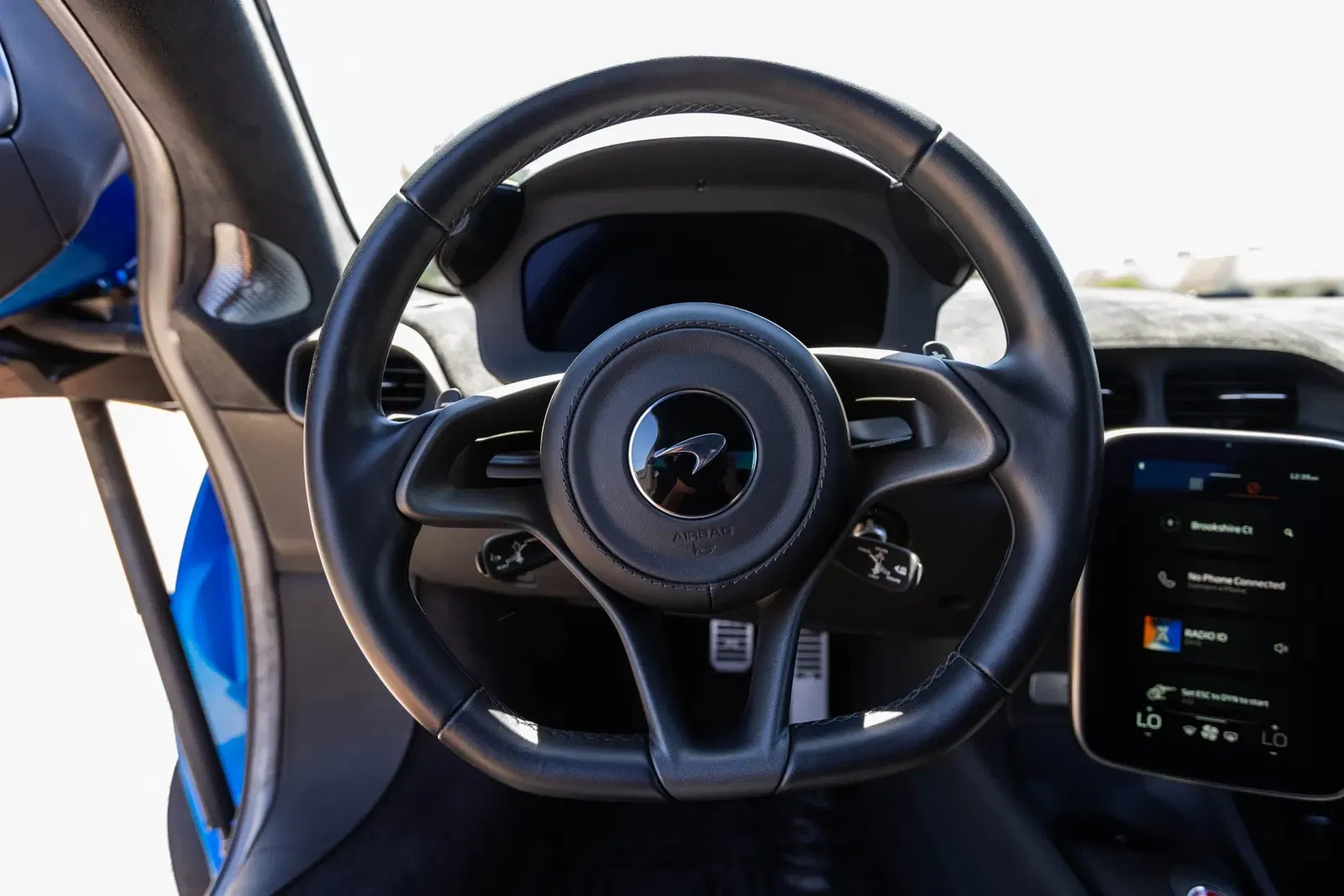 2023 McLaren Artura