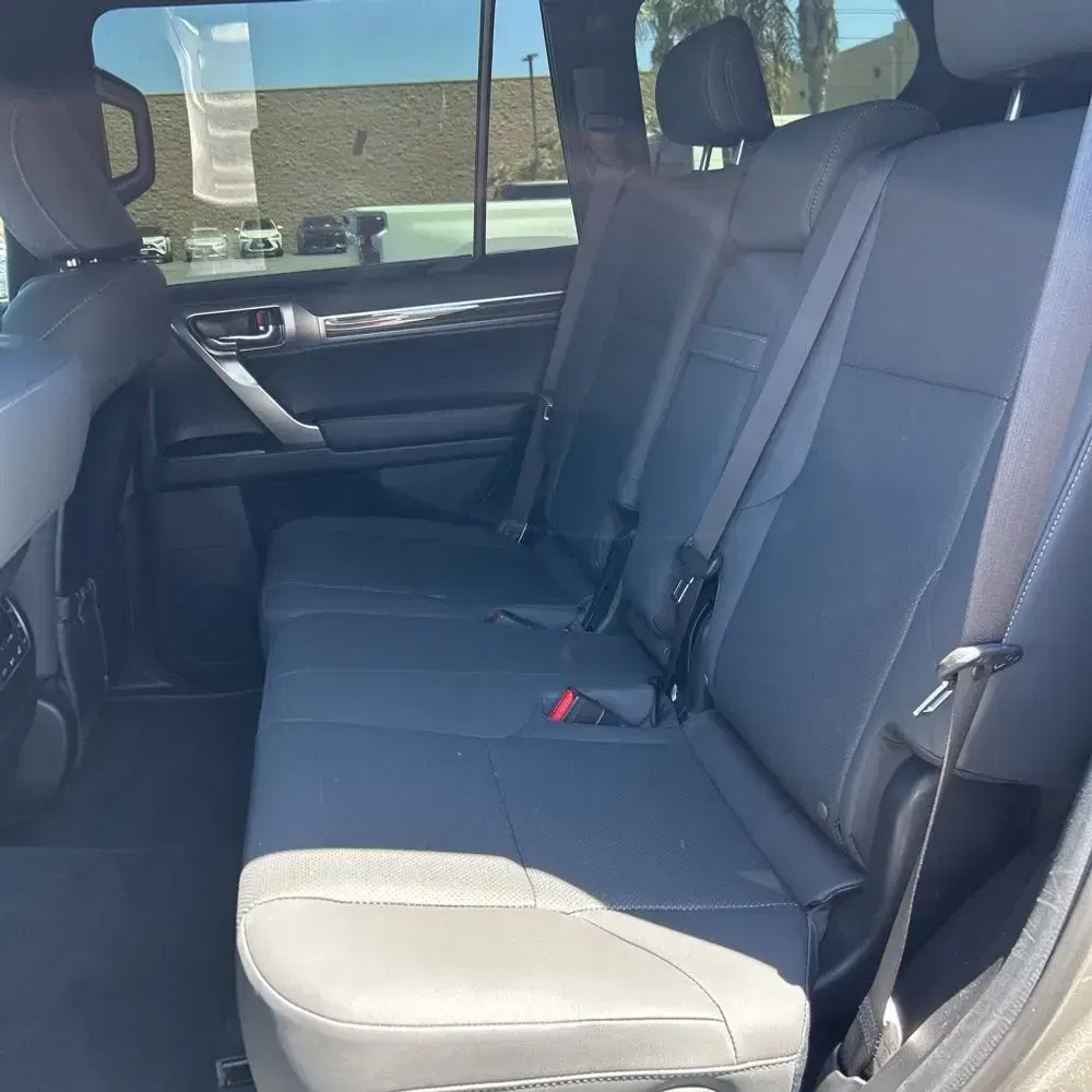 2023 Lexus GX 460 Base