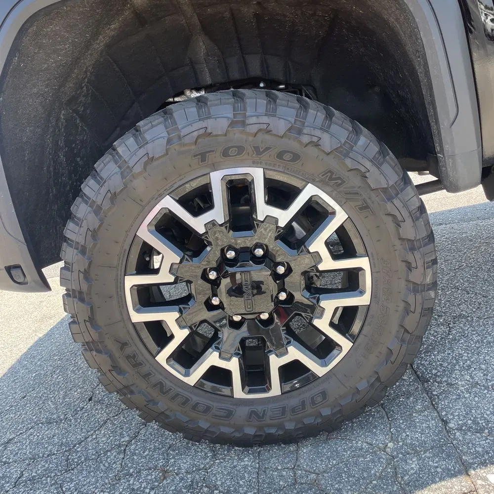 2025 GMC Sierra 2500HD AT4X