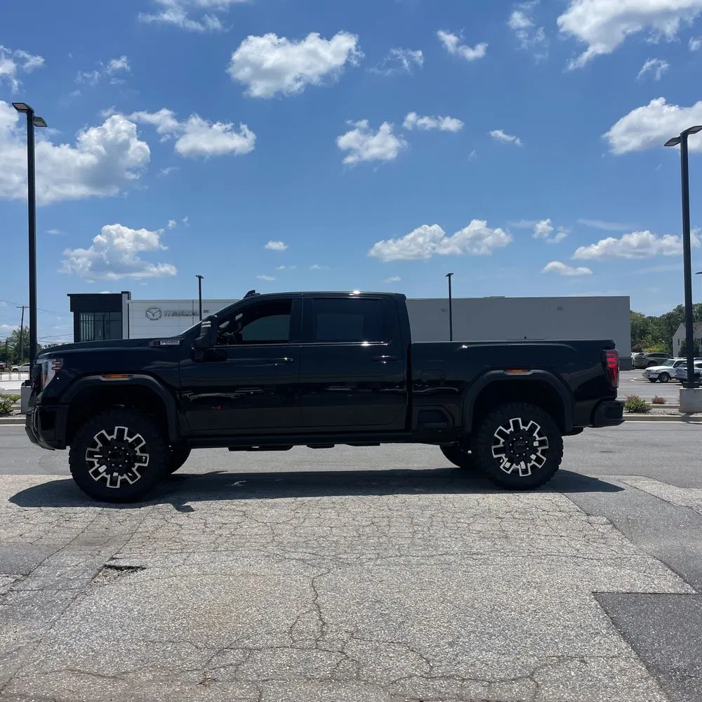 2025 GMC Sierra 2500HD AT4X