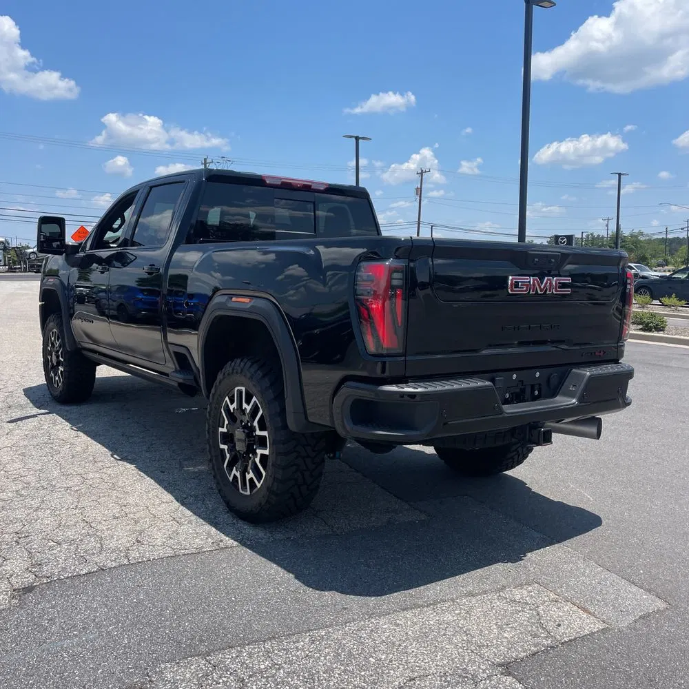 2025 GMC Sierra 2500HD AT4X
