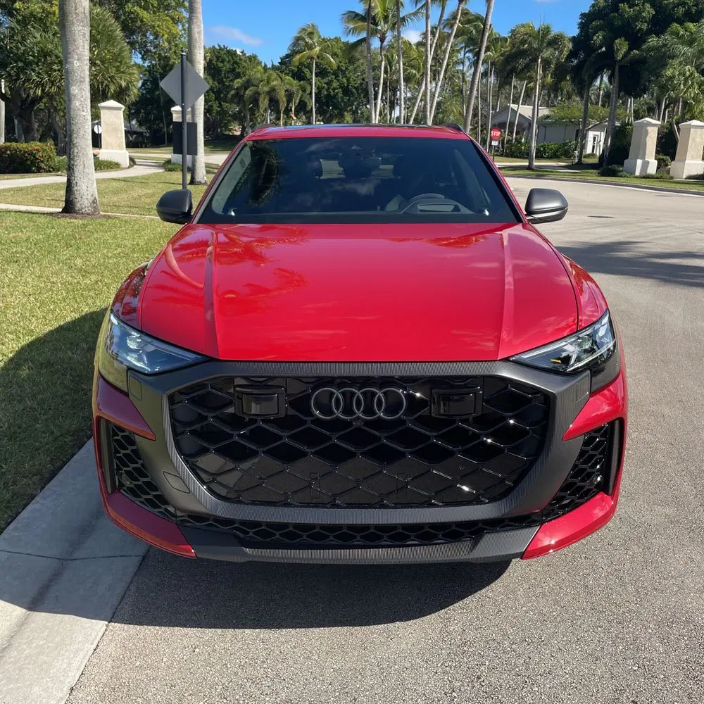 2025 Audi RS Q8 Performance