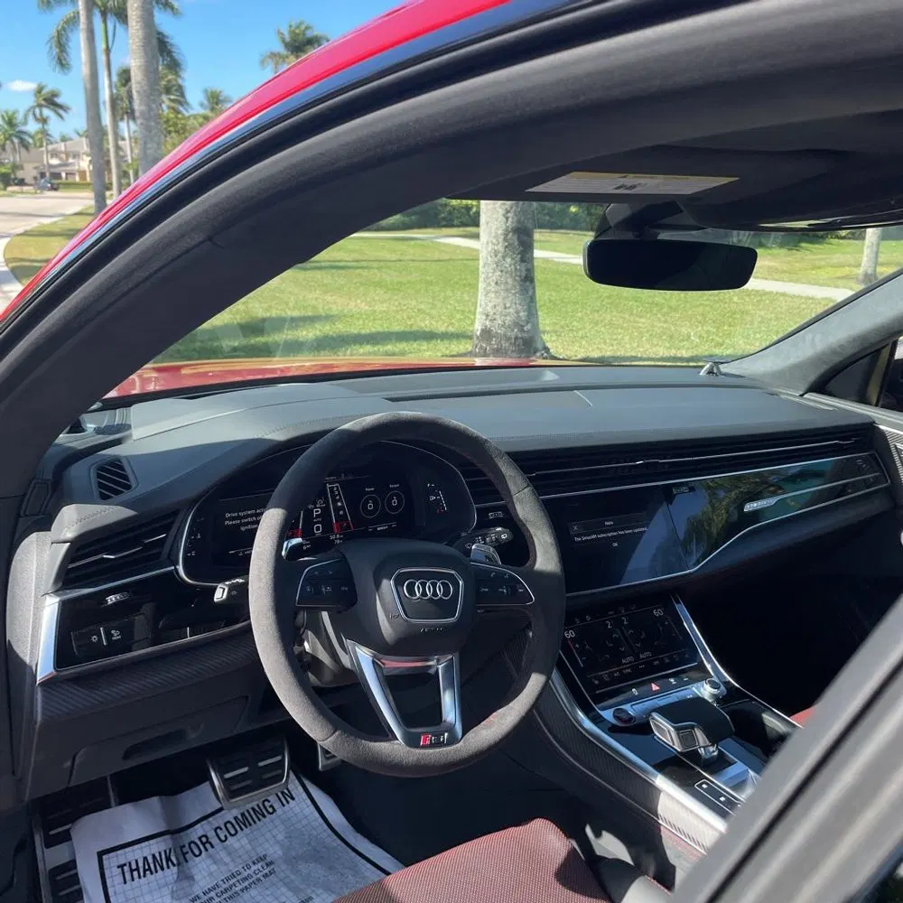 2025 Audi RS Q8 Performance