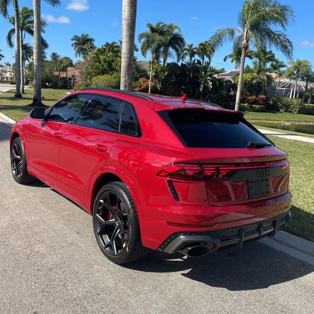2025 Audi RS Q8 Performance