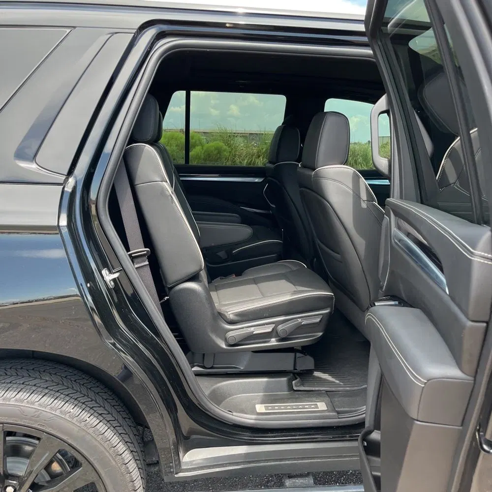 2025 Cadillac Escalade Sport