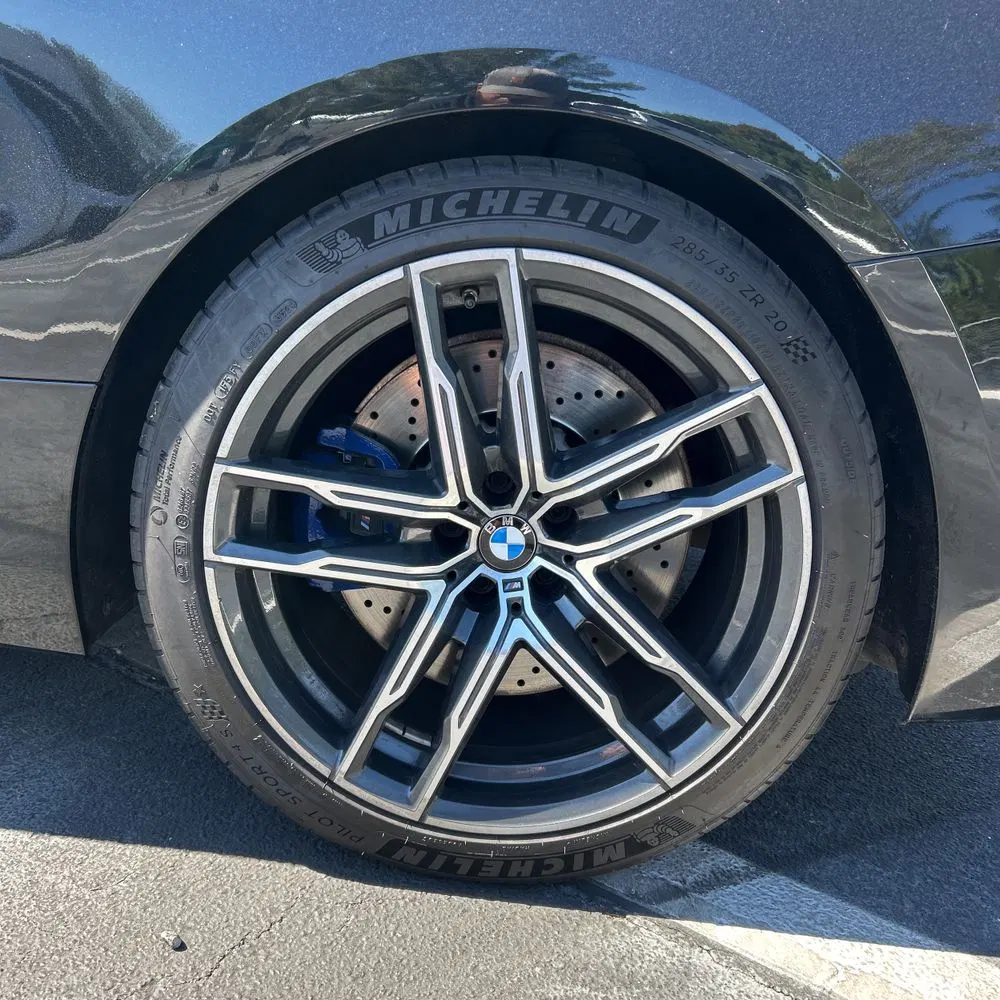 2020 BMW M8