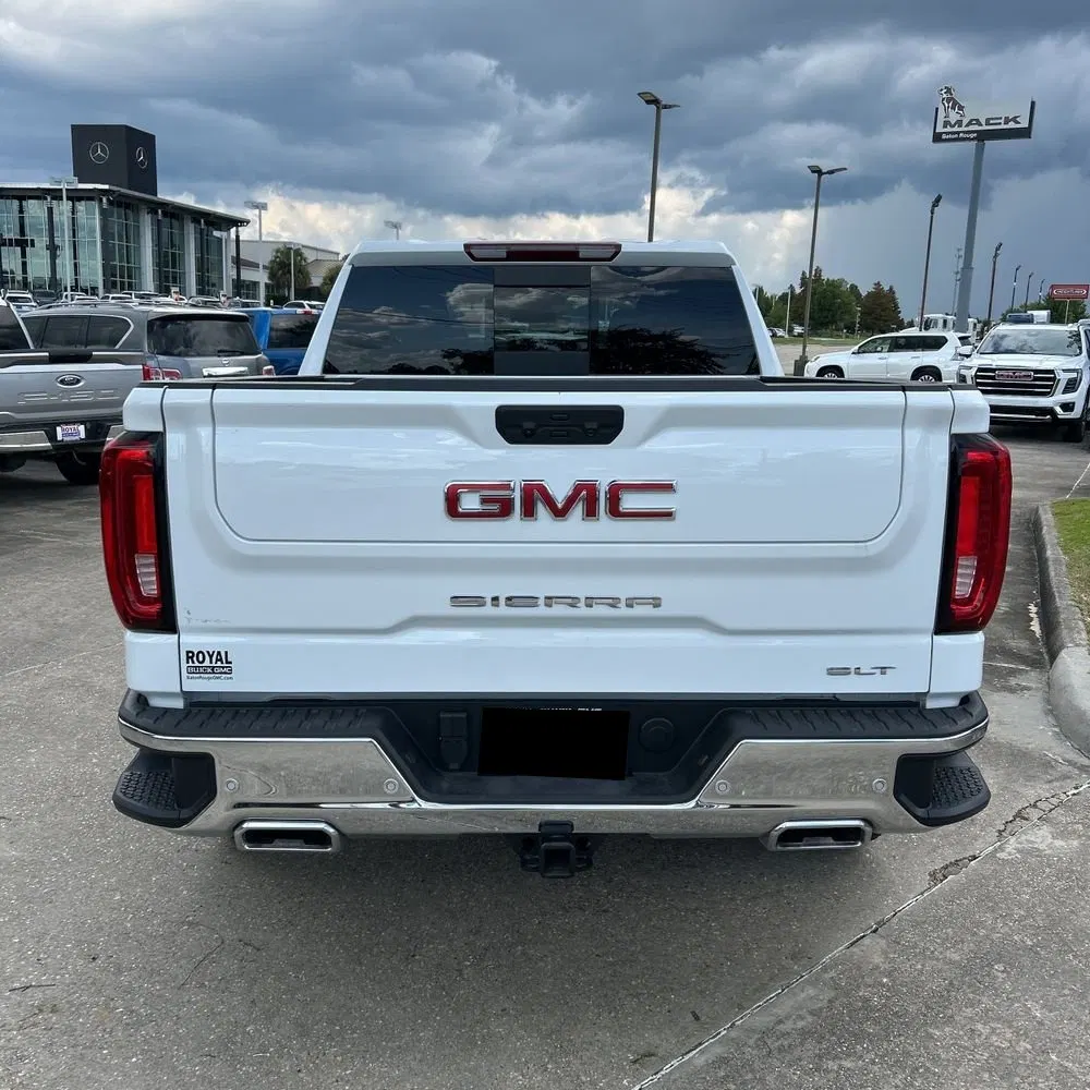 2025 GMC Sierra 1500 SLT