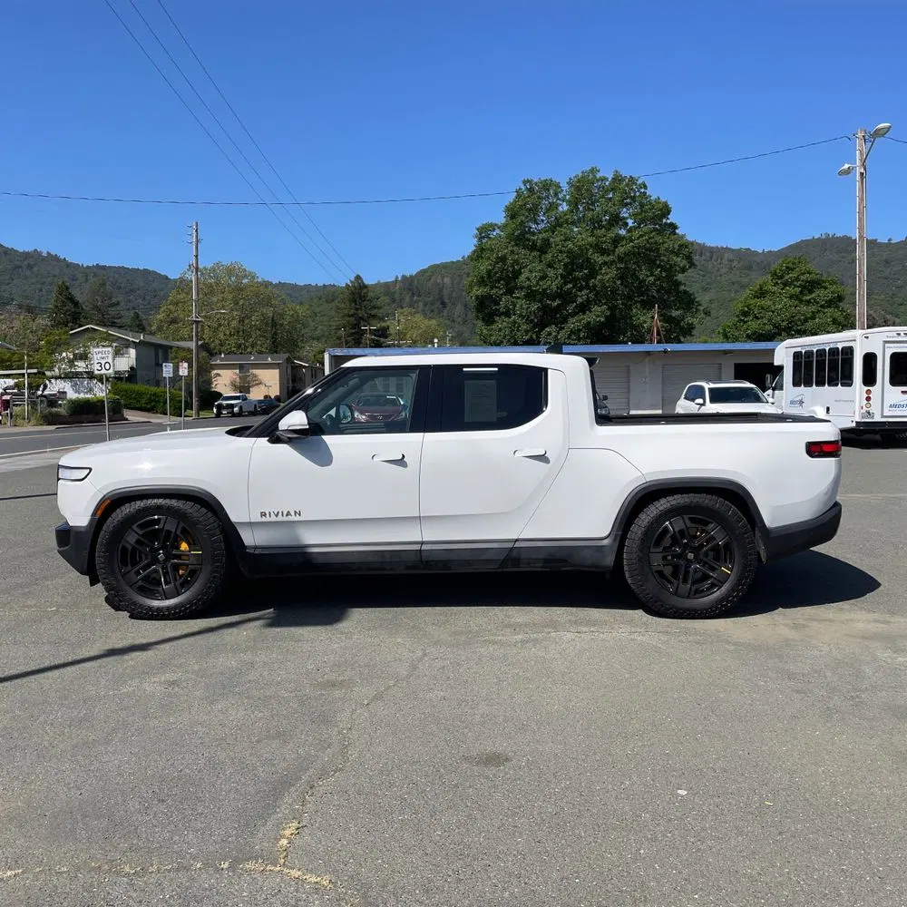 2022 Rivian R1T Adventure