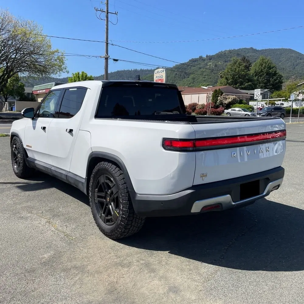 2022 Rivian R1T Adventure