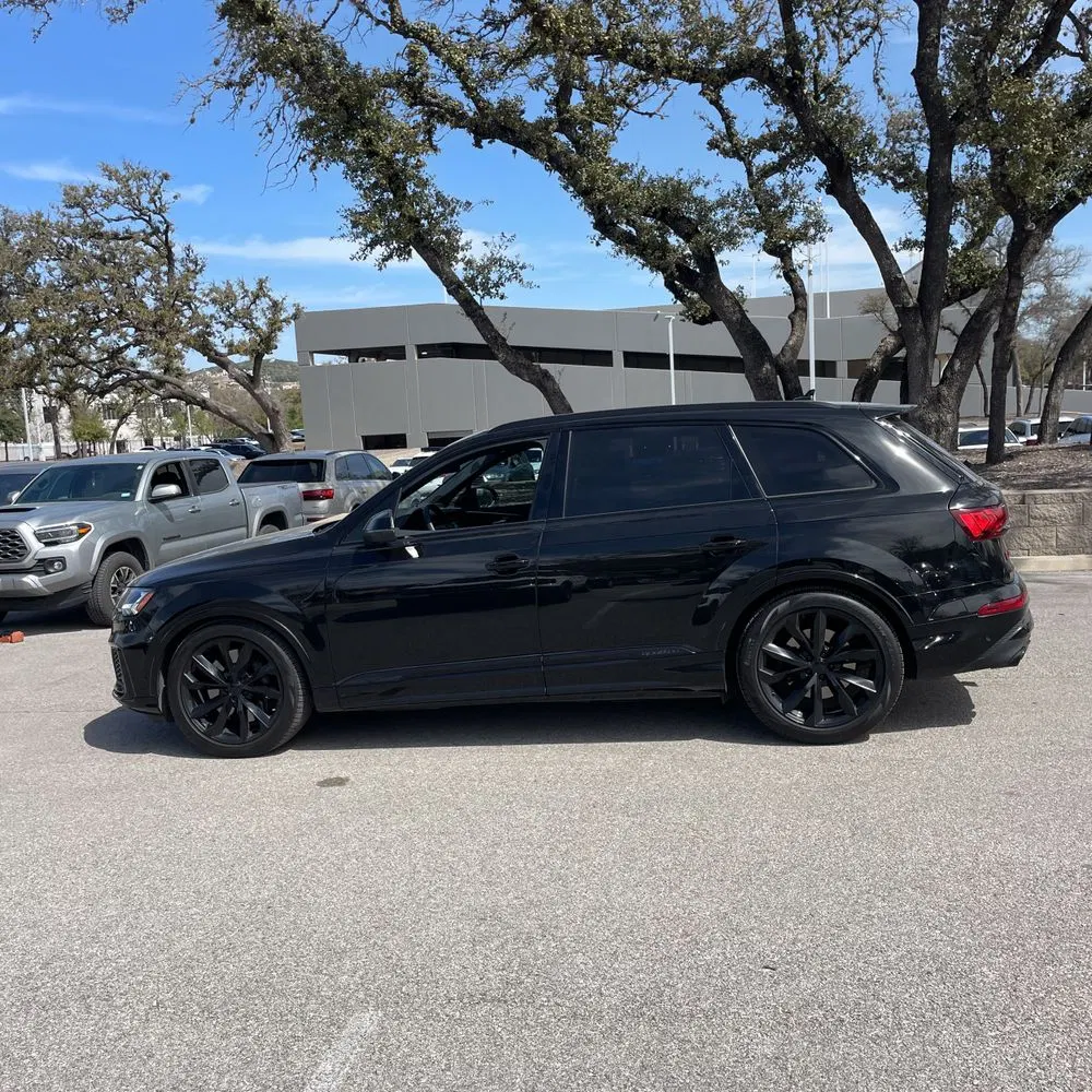 2023 Audi SQ7 Prestige