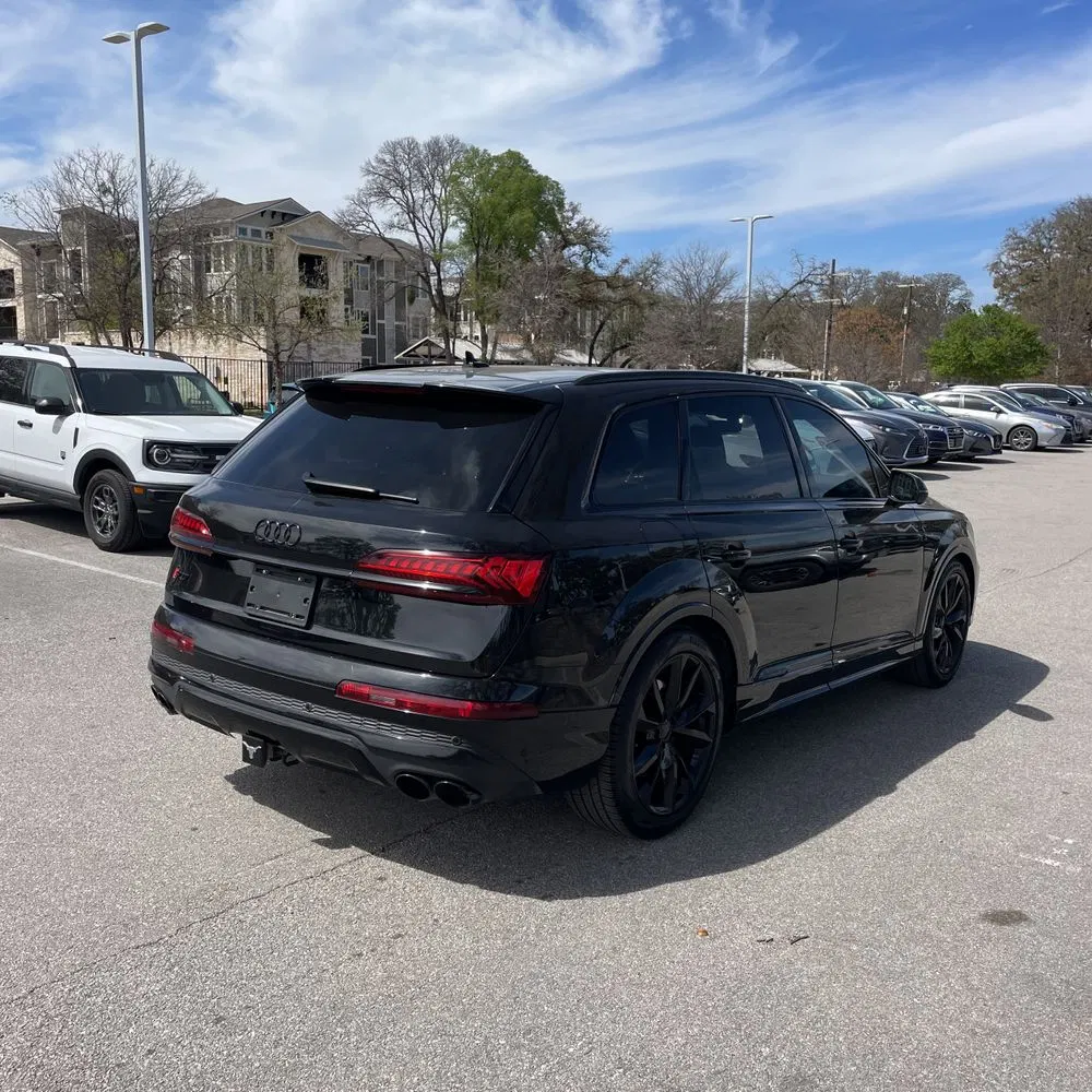 2023 Audi SQ7 Prestige