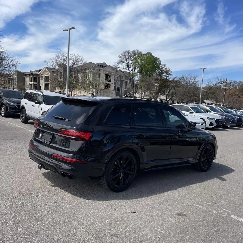 2023 Audi SQ7 Prestige