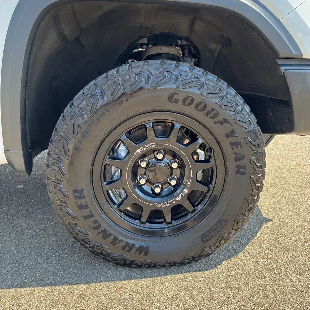 2024 GMC Sierra 1500 AT4X