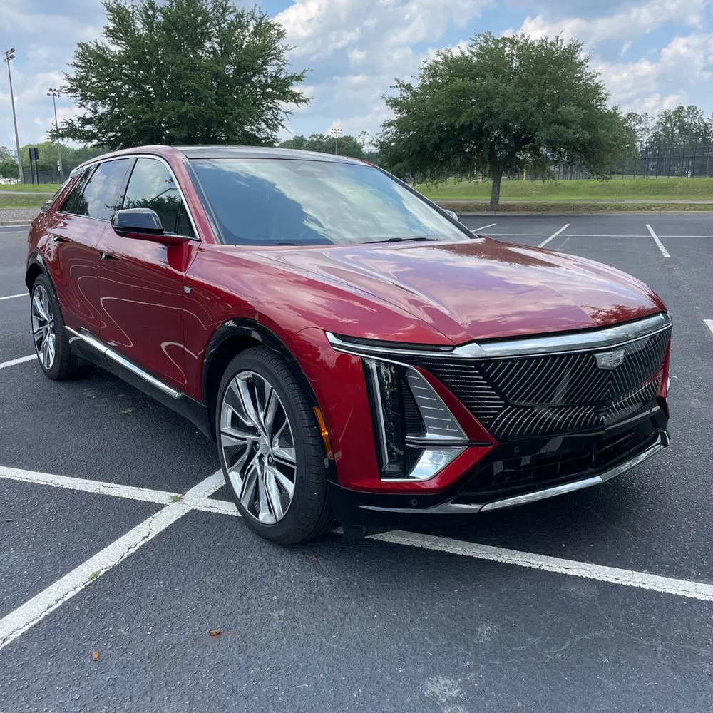 2024 Cadillac LYRIQ Luxury 3