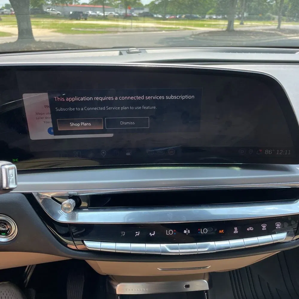 2024 Cadillac LYRIQ Luxury 3