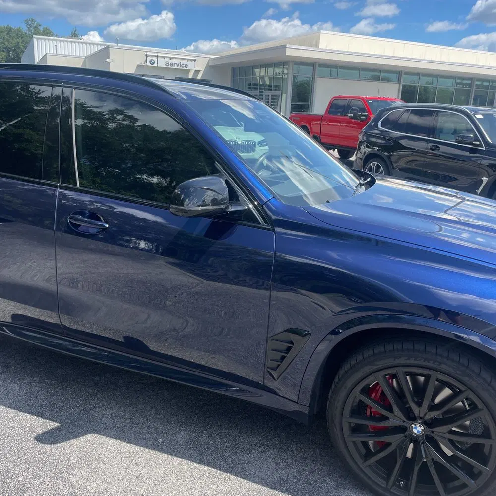 2025 BMW X5 M60i