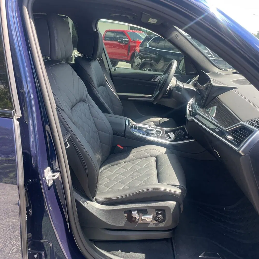 2025 BMW X5 M60i