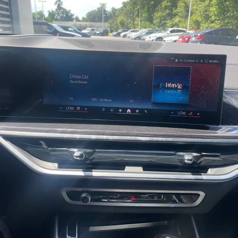 2025 BMW X5 M60i