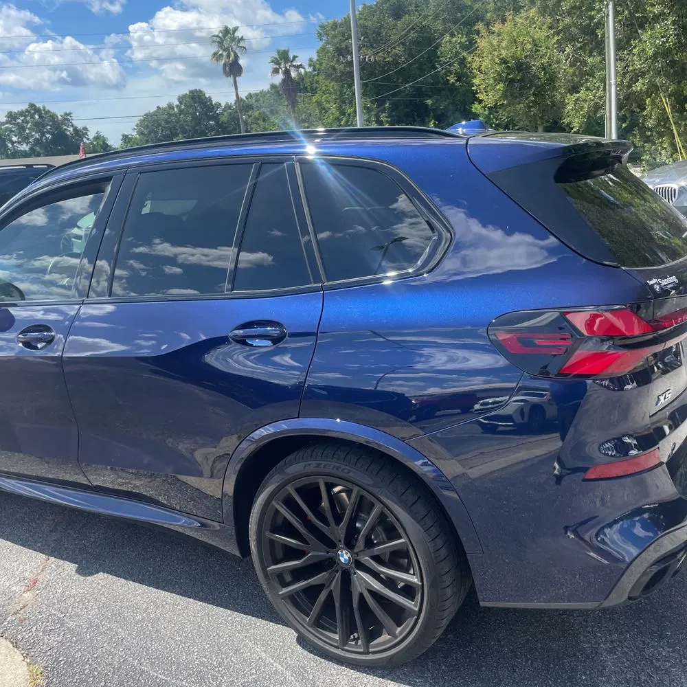 2025 BMW X5 M60i