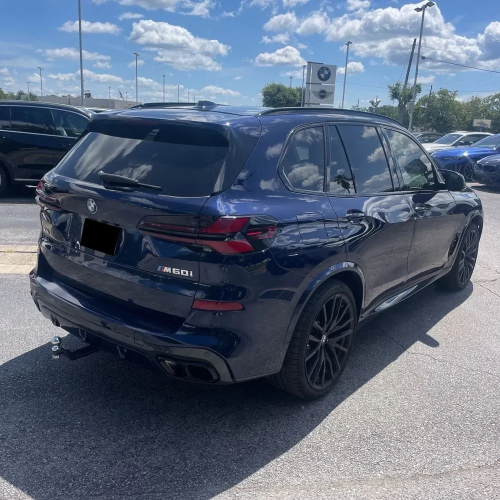 2025 BMW X5 M60i