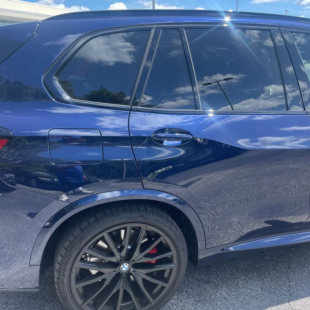 2025 BMW X5 M60i