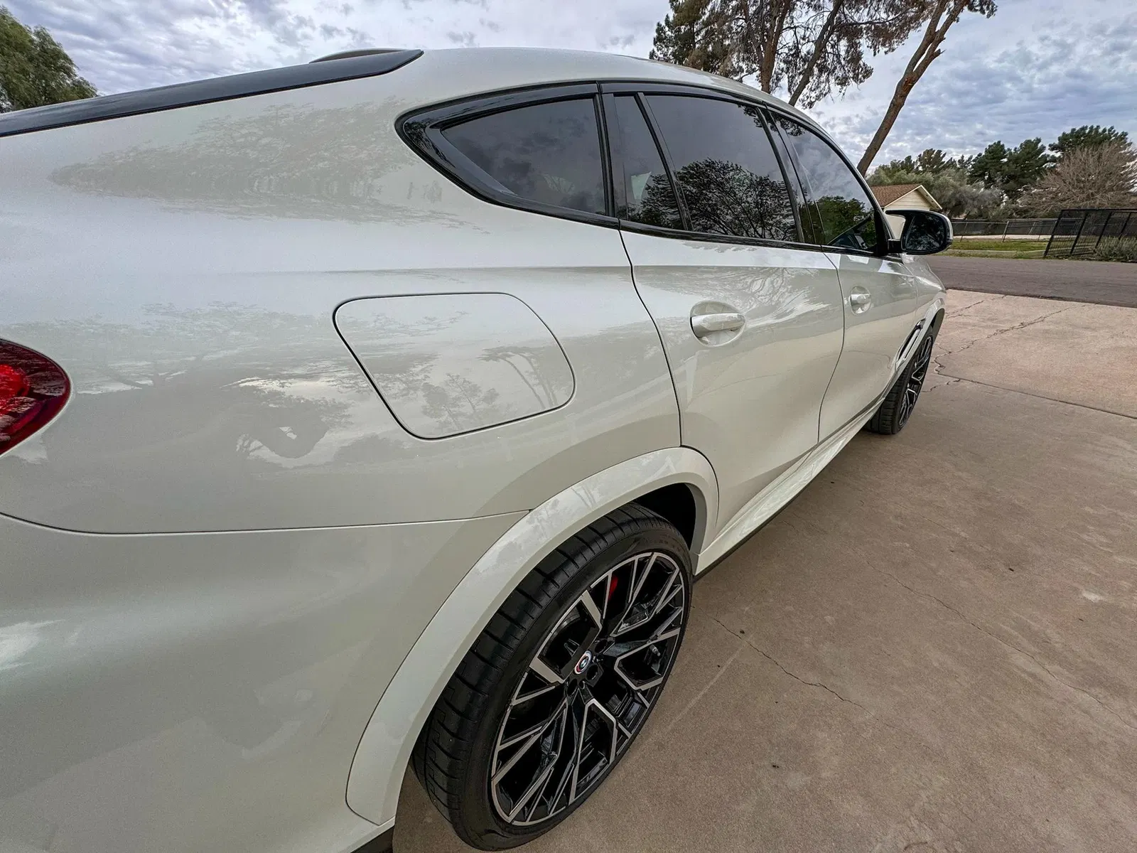 2022 BMW X6 M - 600-hp Twin-Turbo V8, AWD, Executive Package, Sakhir Orange Interior