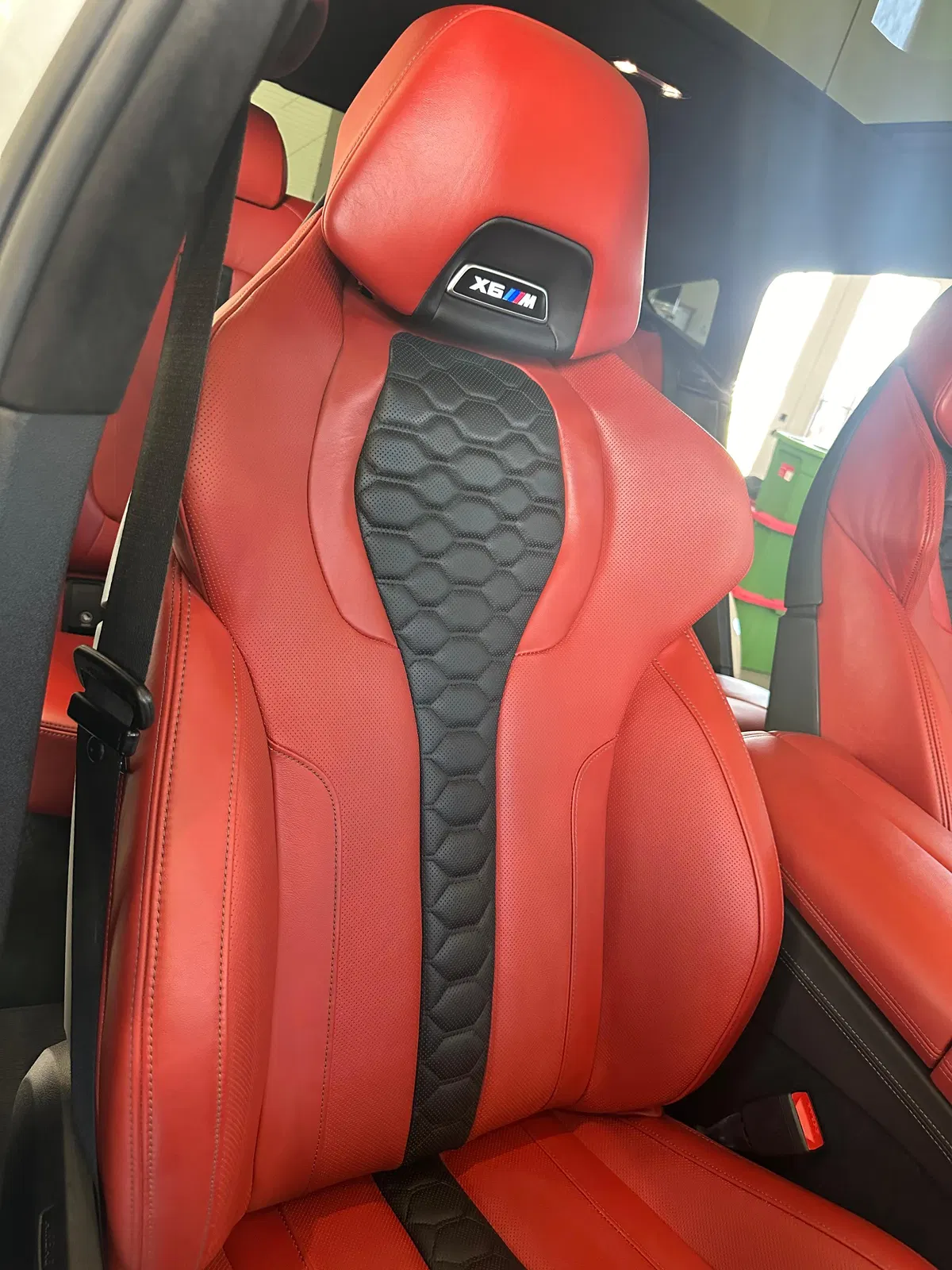 2022 BMW X6 M - 600-hp Twin-Turbo V8, AWD, Executive Package, Sakhir Orange Interior