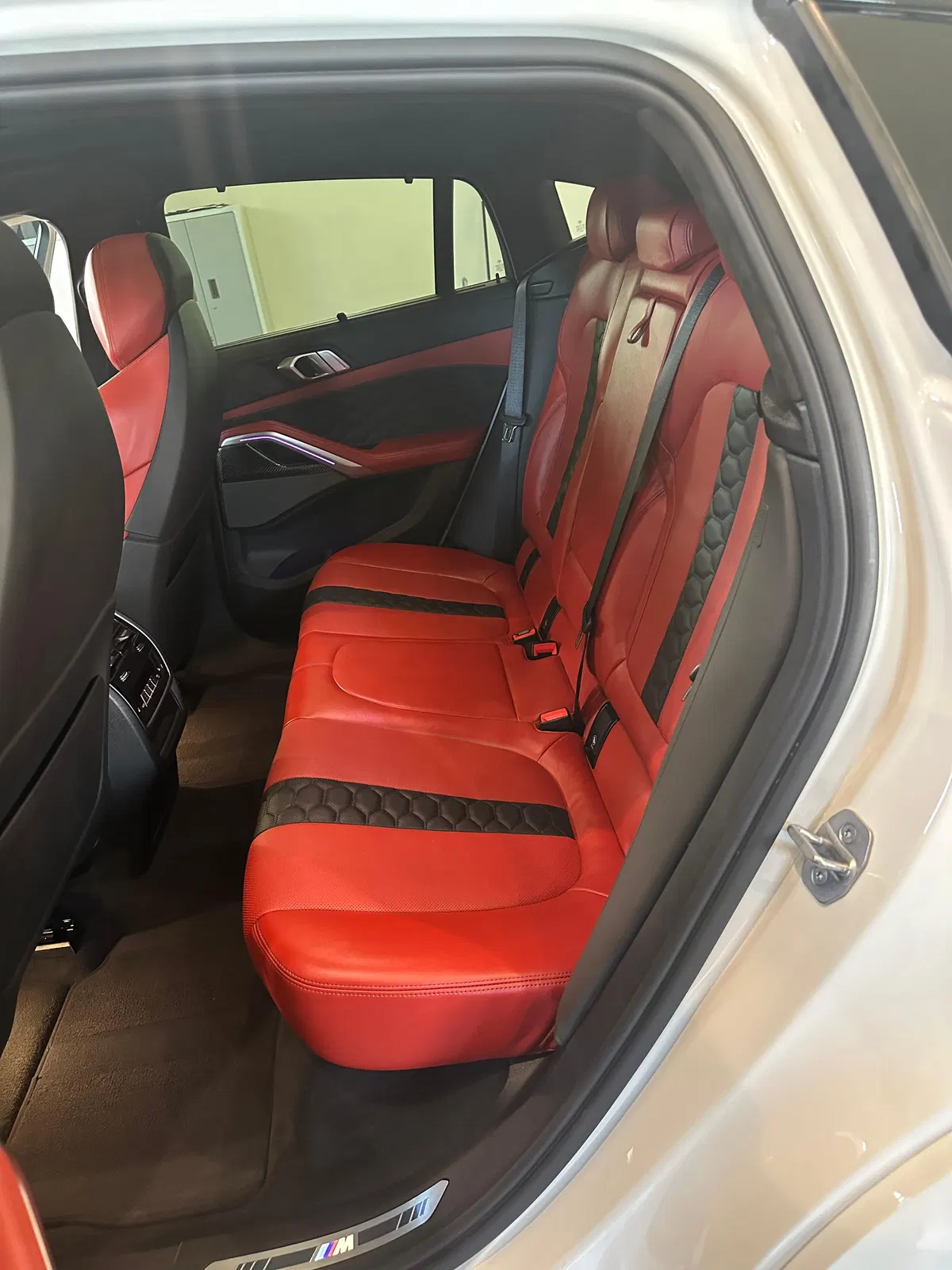 2022 BMW X6 M - 600-hp Twin-Turbo V8, AWD, Executive Package, Sakhir Orange Interior