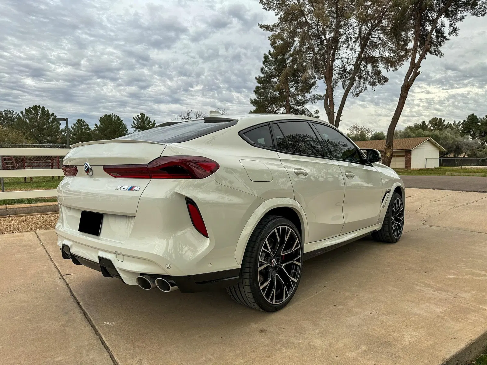 2022 BMW X6 M - 600-hp Twin-Turbo V8, AWD, Executive Package, Sakhir Orange Interior