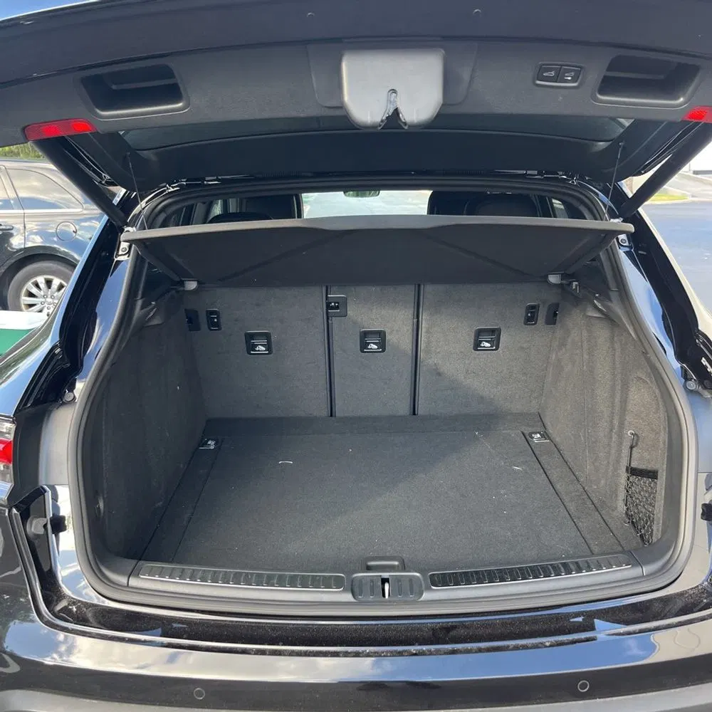 2022 Porsche Macan S