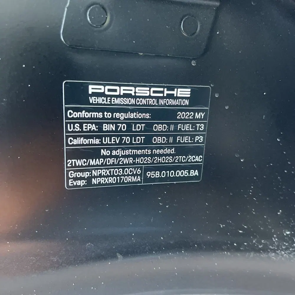 2022 Porsche Macan S