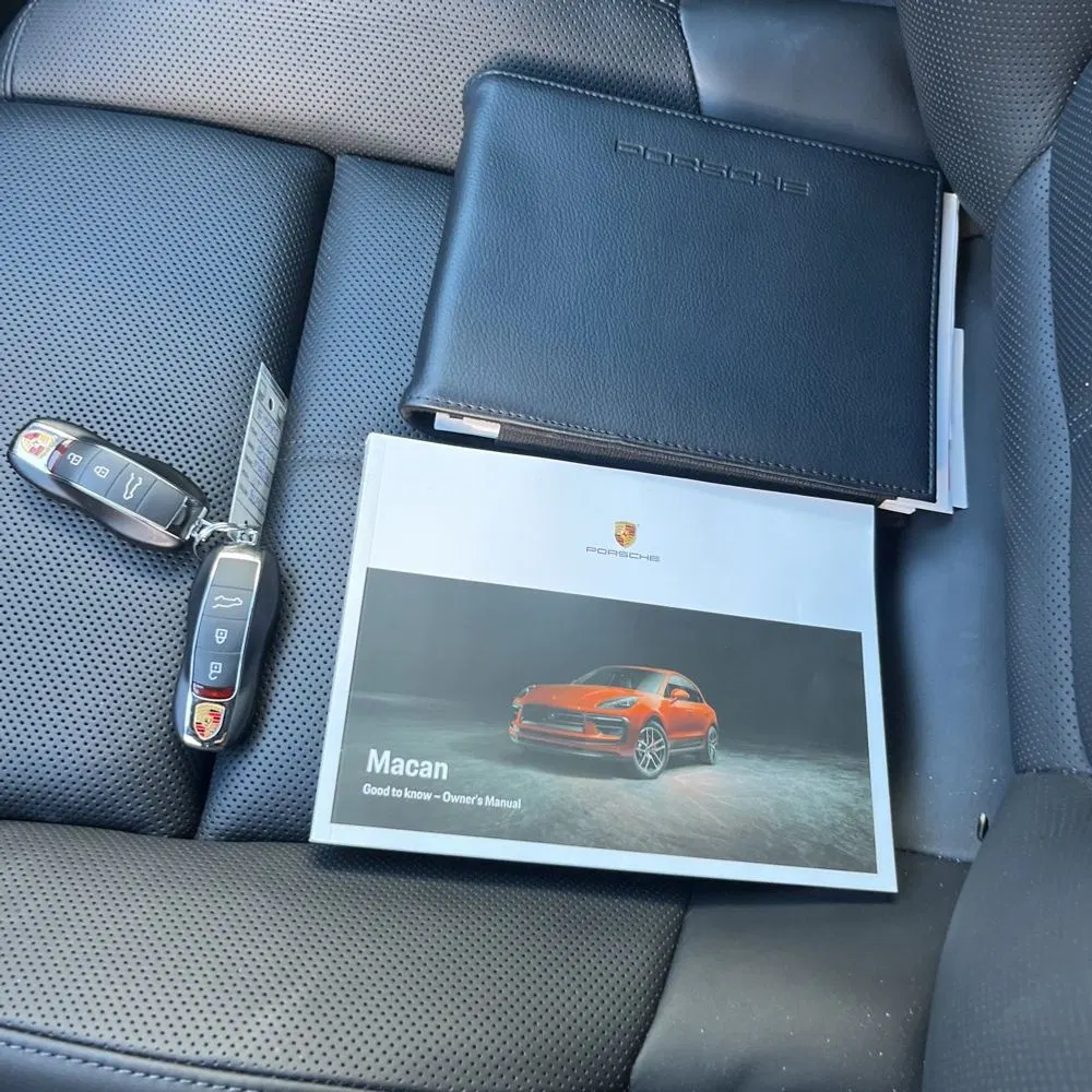 2022 Porsche Macan S