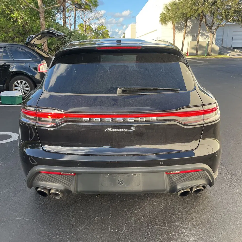 2022 Porsche Macan S
