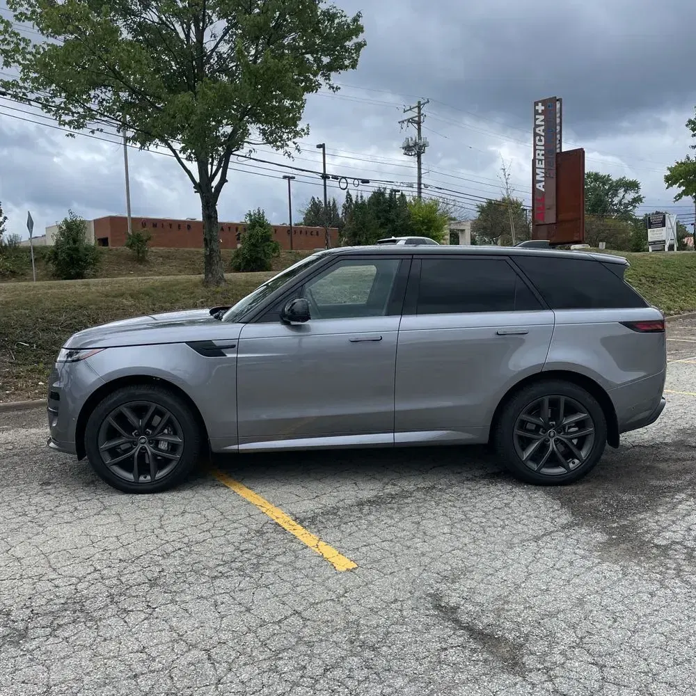 2025 Land Rover Range Rover Sport Dynamic SE P400