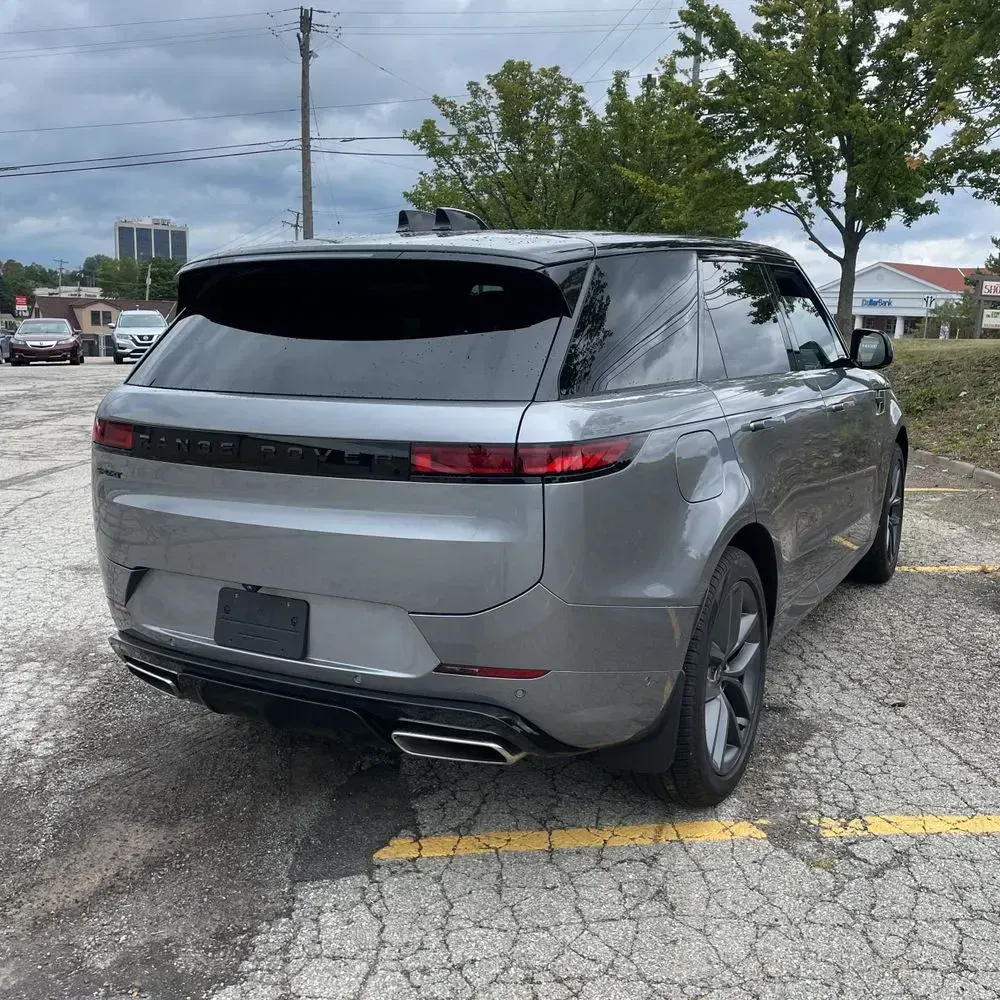 2025 Land Rover Range Rover Sport Dynamic SE P400