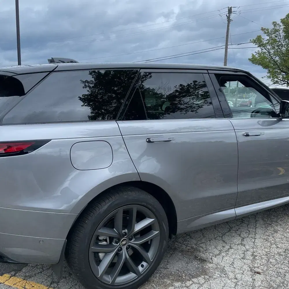 2025 Land Rover Range Rover Sport Dynamic SE P400